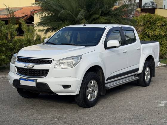 CHEVROLET S10 2.4 LT 4X2 CD 8V FLEX 4P MANUAL CHEVROLET S10 2.4 LT 4X2 CD 8V FLEX 4P MANUAL
